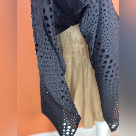 MUSE BOSTON PROPER CAMEL & BLACK EMBROIDERED EYELET MAXI DRESS 2. E36 - Picture 11 of 16